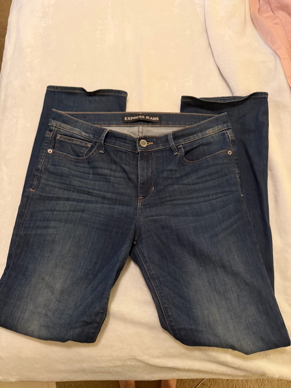 Express Jeans Barely Boot Mid Rise Women’s 12R Dark Wash Flare Bootcut Denim
